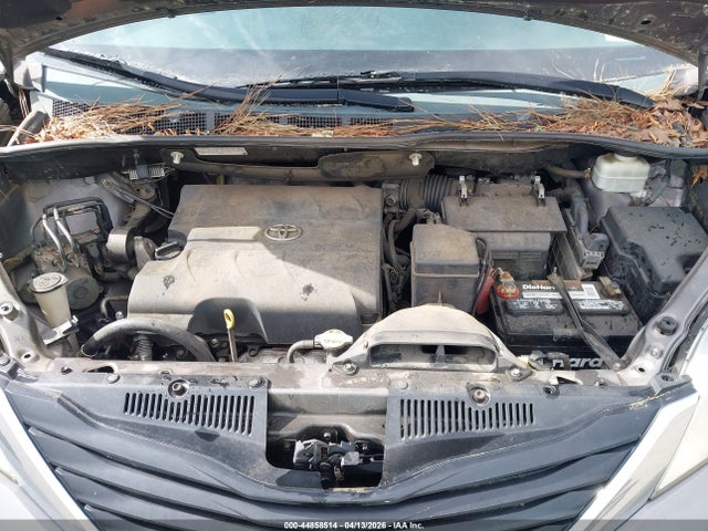 2014 TOYOTA SIENNA 5TDKK3DC0ES445223 Photo 9