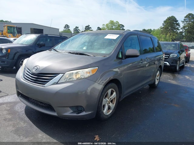2014 TOYOTA SIENNA 5TDKK3DC0ES445223 Photo 1