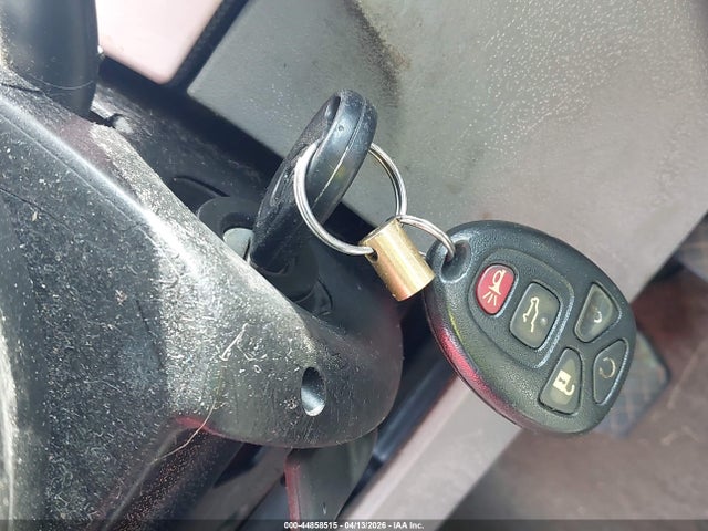 2000 Volkswagen New Beetle Gl მანქანა იყიდება აუქციონზე, vin: 3VWBA21C3YM423073, აუქციონის ნომერი: 44858515