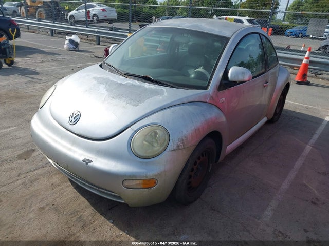 2000 Volkswagen New Beetle Gl მანქანა იყიდება აუქციონზე, vin: 3VWBA21C3YM423073, აუქციონის ნომერი: 44858515