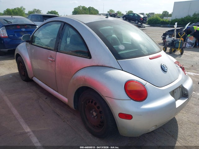 2000 Volkswagen New Beetle Gl მანქანა იყიდება აუქციონზე, vin: 3VWBA21C3YM423073, აუქციონის ნომერი: 44858515