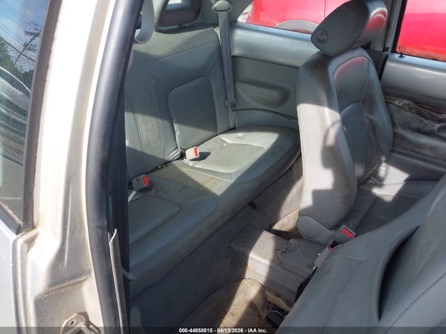 2000 Volkswagen New Beetle Gl მანქანა იყიდება აუქციონზე, vin: 3VWBA21C3YM423073, აუქციონის ნომერი: 44858515