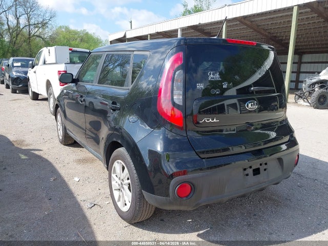 Продажа на аукционе авто 2017 Kia Soul, vin: KNDJN2A20H7443933, номер лота: 44858531