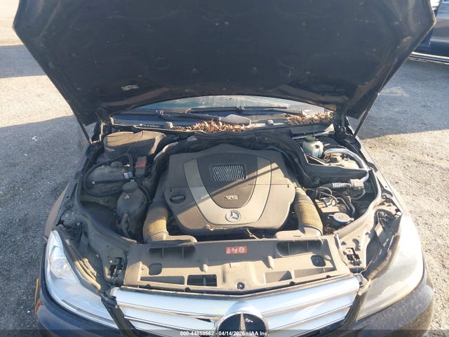 Продажа на аукционе авто 2012 Mercedes-benz C 300 Luxury 4matic/sport 4matic, vin: WDDGF8BB5CR195044, номер лота: 44858562