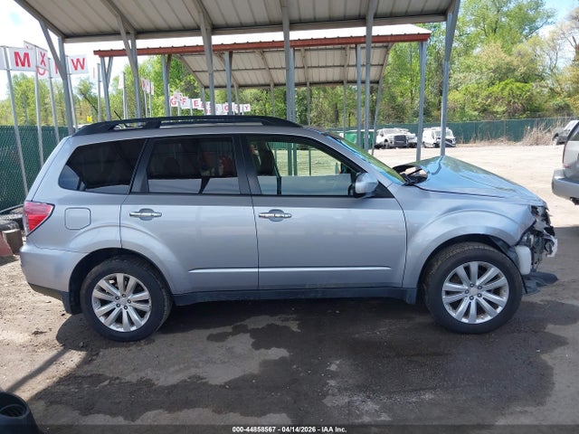 2012 Subaru Forester 2.5x Premium მანქანა იყიდება აუქციონზე, vin: JF2SHADC5CH449886, აუქციონის ნომერი: 44858567