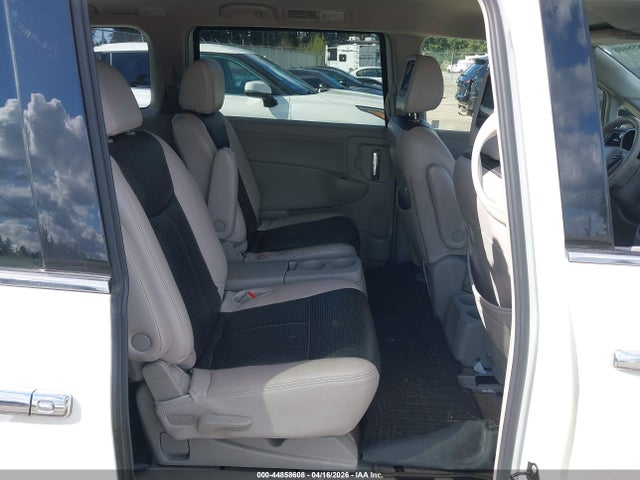 JN8AE2KP4G9151039 Nissan Quest Sv