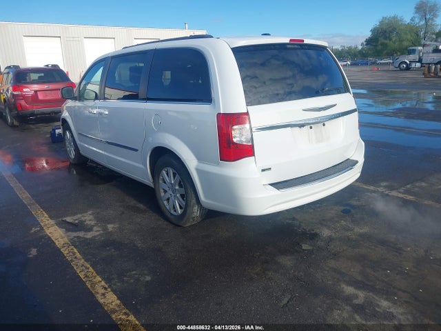 2014 CHRYSLER TOWN & COUNTRY 2C4RC1BG5ER442879 Photo 2