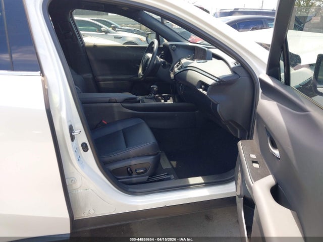 JTHX9JBH1M2038102 Lexus UX 250H