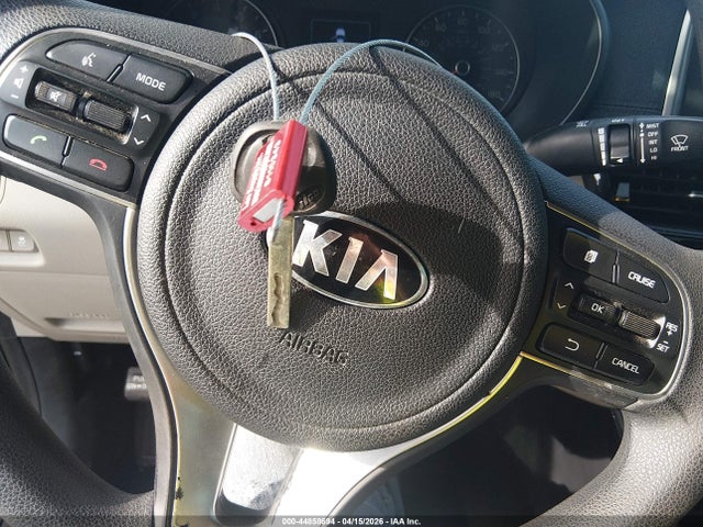 KNAGT4L39G5083988 KIA Optima Lx