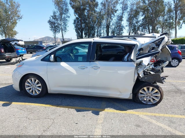 5TDYK3DC7FS625164 Toyota Sienna Limited 7 Passenger