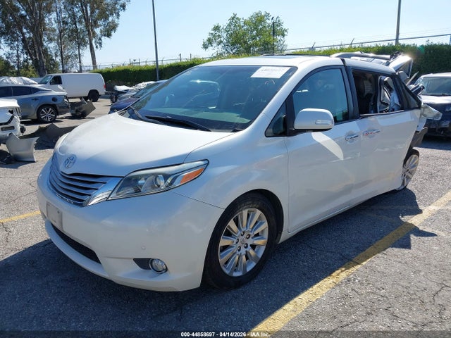 5TDYK3DC7FS625164 Toyota Sienna Limited 7 Passenger