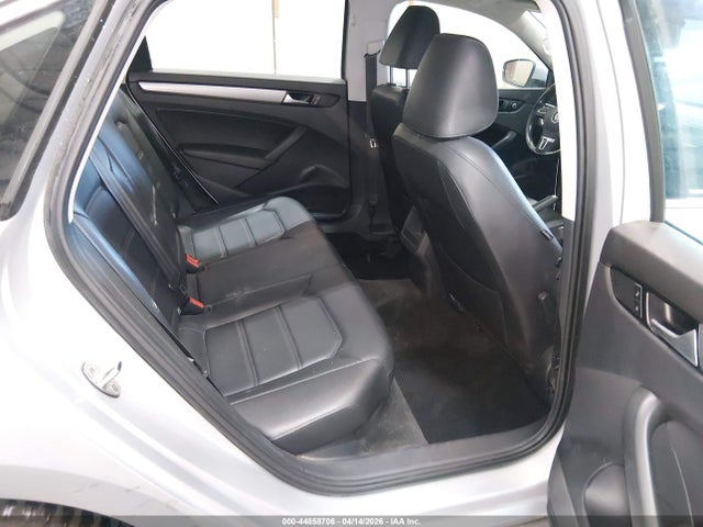 Aukcja sprzedaży 2015 Volkswagen Passat 1.8t Limited Edition, vin: 1VWAT7A39FC092551, numer aukcji: 44858706