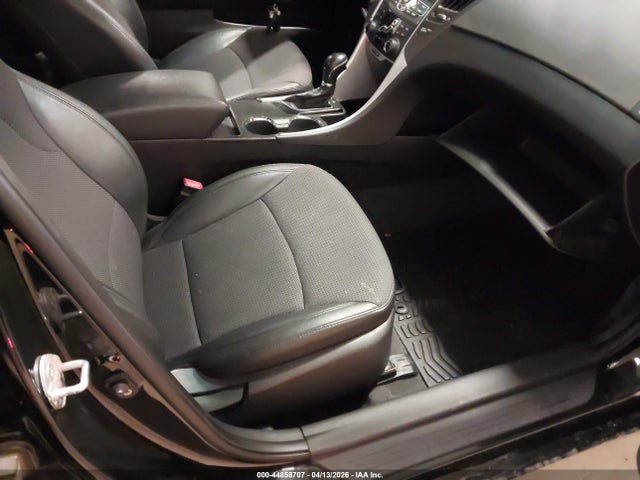 2011 HYUNDAI SONATA 5NPEC4AB3BH174882 Photo 4