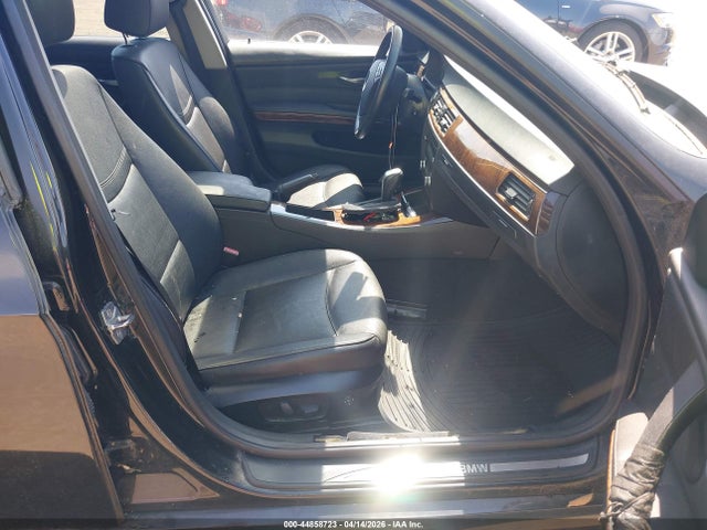 2011 BMW 328I WBAPK5C53BA657771 Photo 4