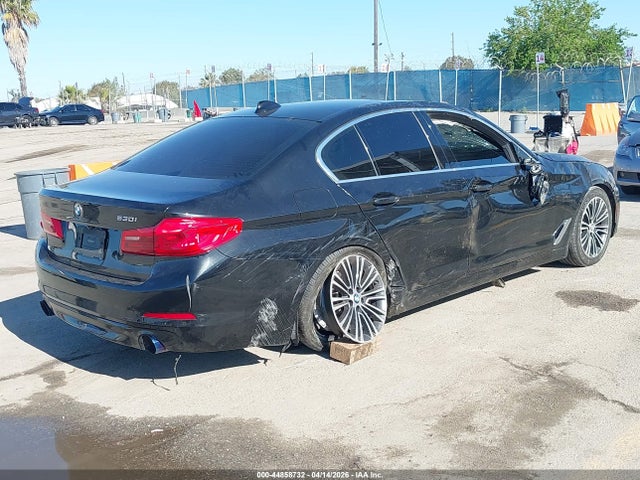 2019 Bmw 530i მანქანა იყიდება აუქციონზე, vin: WBAJA5C52KG900783, აუქციონის ნომერი: 44858732