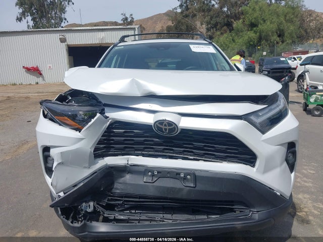 2T3C1RFV4PW299922 Toyota Rav4 Xle Premium