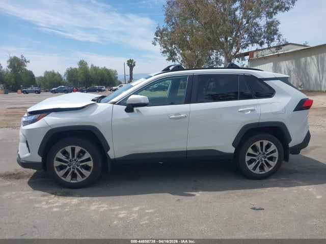 2T3C1RFV4PW299922 Toyota Rav4 Xle Premium