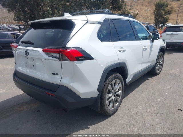 2T3C1RFV4PW299922 Toyota Rav4 Xle Premium