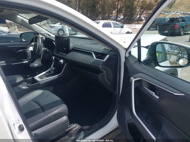 2T3C1RFV4PW299922 Toyota Rav4 Xle Premium