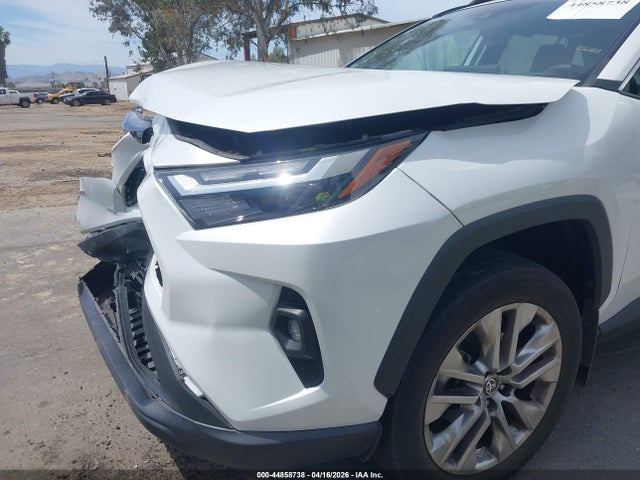2T3C1RFV4PW299922 Toyota Rav4 Xle Premium