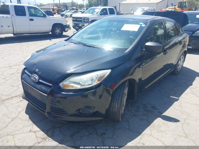 Ford FOCUS S 2014 1FADP3E25EL276520 Image 2