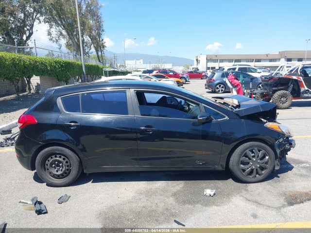 KIA FORTE LX 2016 KNAFK5A85G5605986 Image 14
