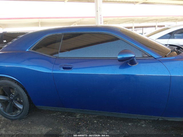 2010 Dodge Challenger R/t მანქანა იყიდება აუქციონზე, vin: 2B3CJ5DT7AH275603, აუქციონის ნომერი: 44858773