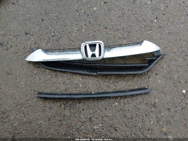 2HKRW6H38KH206177 Honda CR-V LX