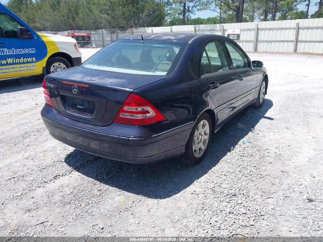 Продажа на аукционе авто 2005 Mercedes-benz C 240 Luxury, vin: WDBRF61J15A699168, номер лота: 44858791