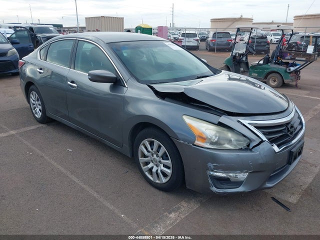 Nissan Altima 2.5 S 2014 1N4AL3AP4EN226177 main image