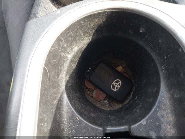 Toyota Prius Two 2014 JTDKN3DU9E0387261 Image 11
