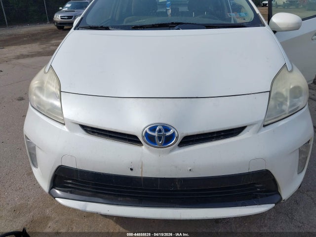 Toyota Prius Two 2014 JTDKN3DU9E0387261 Image 6