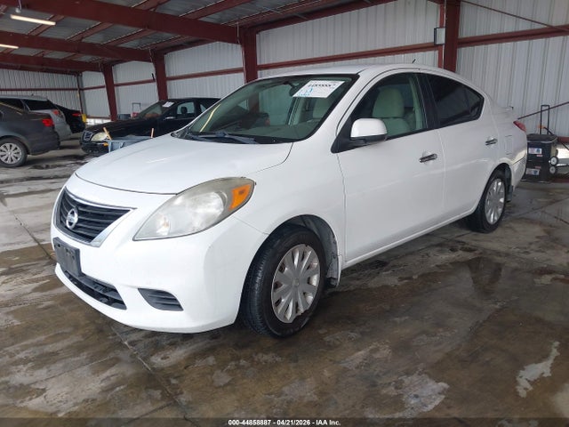Nissan Versa 1.6 Sv 2014 3N1CN7AP3EK468276 Image 2