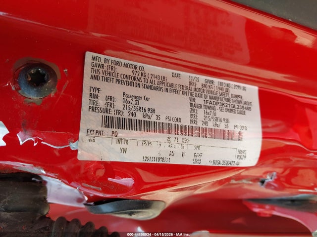 1FADP3K21GL235485 Ford FOCUS SE