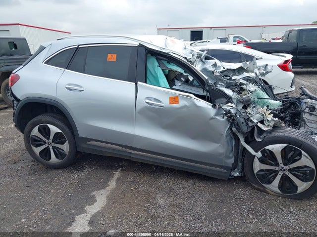 Aukcja sprzedaży 2025 Mercedes-benz Gla 250 4matic, vin: W1N4N4GB7SJ701240, numer aukcji: 44858950