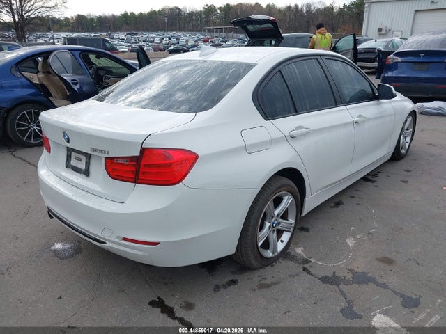 Aukcja sprzedaży 2013 Bmw 320i, vin: WBA3B1C54DK129211, numer aukcji: 44859017