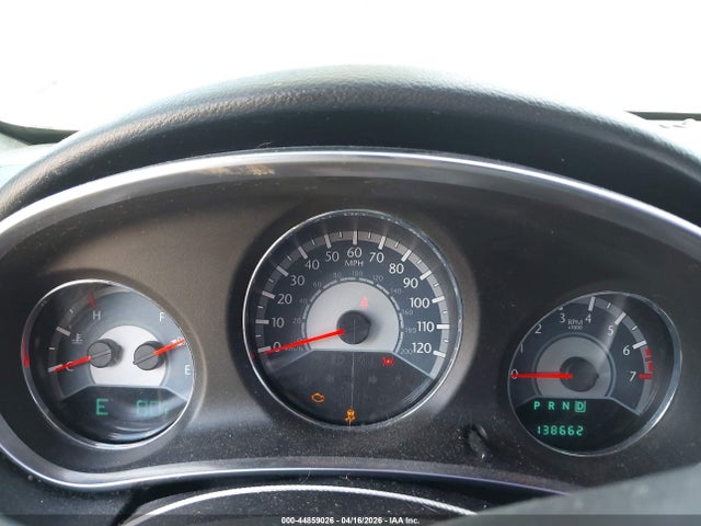 2011 Chrysler 200 Touring მანქანა იყიდება აუქციონზე, vin: 1C3BC1FB7BN579609, აუქციონის ნომერი: 44859026
