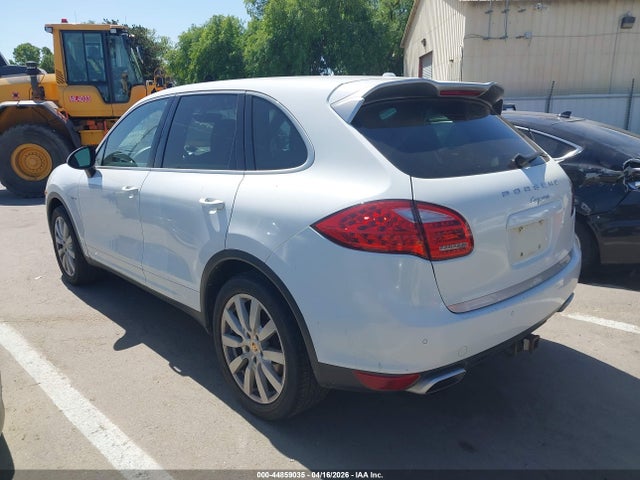 WP1AF2A21ELA42213 Porsche Cayenne Diesel/diesel Platinum Edition