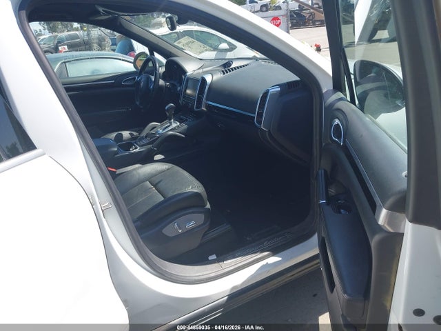 WP1AF2A21ELA42213 Porsche Cayenne Diesel/diesel Platinum Edition