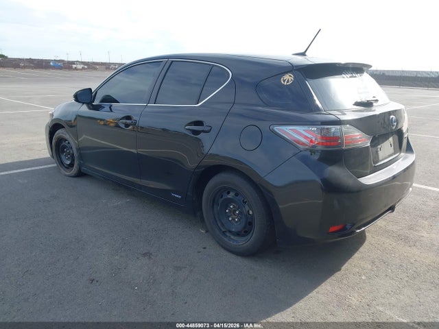 2013 LEXUS CT 200H JTHKD5BH6D2160308 Photo 2