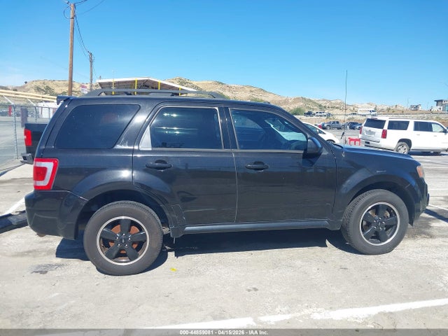 2011 Ford Escape Xlt მანქანა იყიდება აუქციონზე, vin: 1FMCU0DG2BKC52134, აუქციონის ნომერი: 44859081