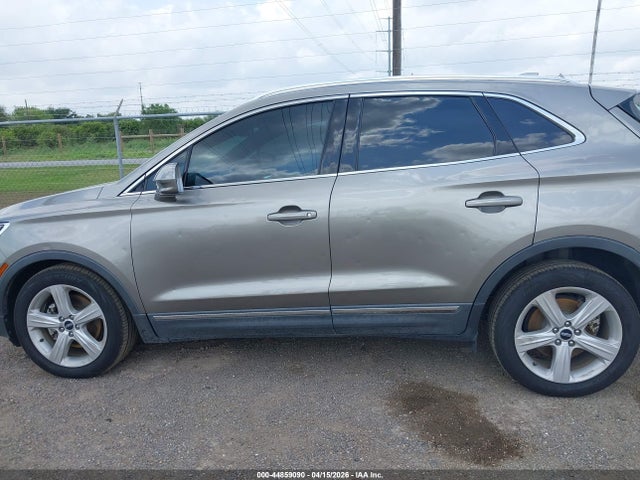44859090 :رقم المزاد ، 5LMCJ1C96HUL69551 vin ، 2017 Lincoln Mkc Premiere مزاد بيع