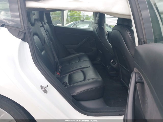Aukcja sprzedaży 2022 Tesla Model 3 Rear-wheel Drive, vin: 5YJ3E1EA1NF186842, numer aukcji: 44859109