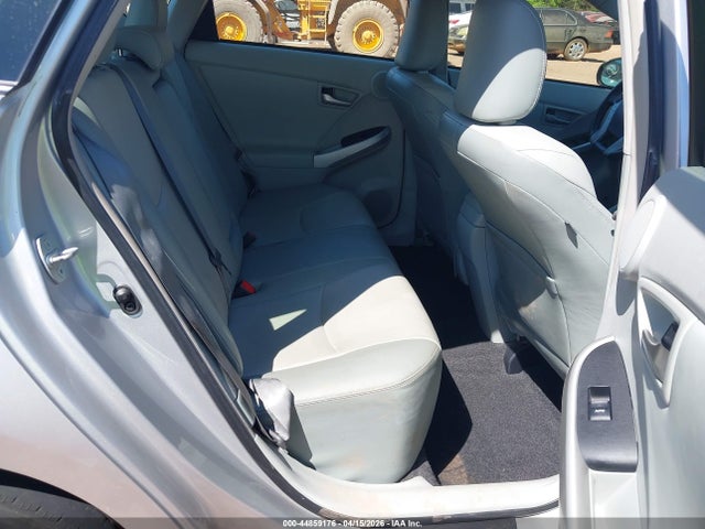2014 Toyota Prius Four მანქანა იყიდება აუქციონზე, vin: JTDKN3DU5E0365628, აუქციონის ნომერი: 44859176