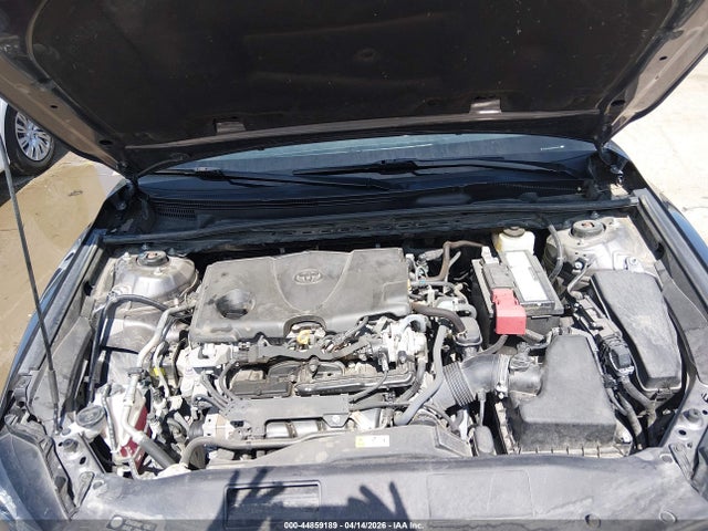 2022 Toyota Camry Se მანქანა იყიდება აუქციონზე, vin: 4T1G11AKXNU704624, აუქციონის ნომერი: 44859189