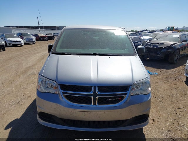 2C4RDGBG7JR165999 Dodge Grand Caravan Se
