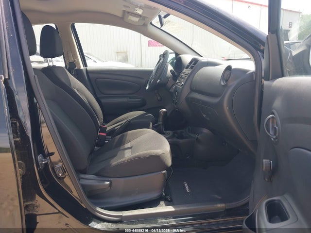 Продаж на аукціоні авто 2018 Nissan Versa 1.6 S, vin: 3N1CN7AP2JL806593, номер лоту: 44859216