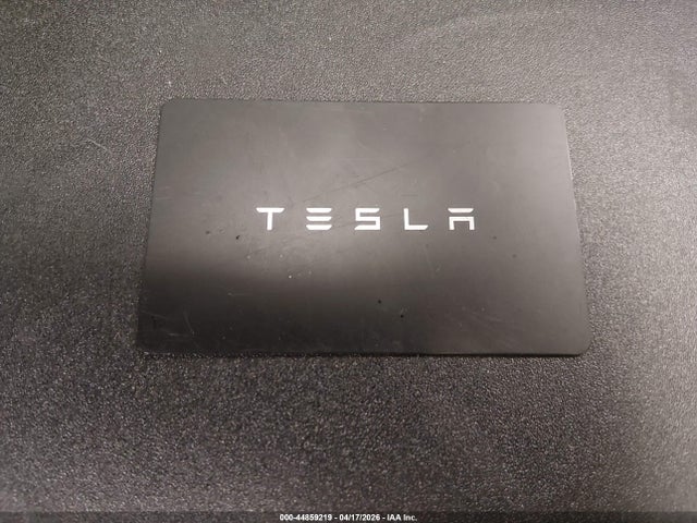 Продажа на аукционе авто 2023 Tesla Model Y Awd/long Range Dual Motor All-wheel Drive, vin: 7SAYGDEE8PA125303, номер лота: 44859219
