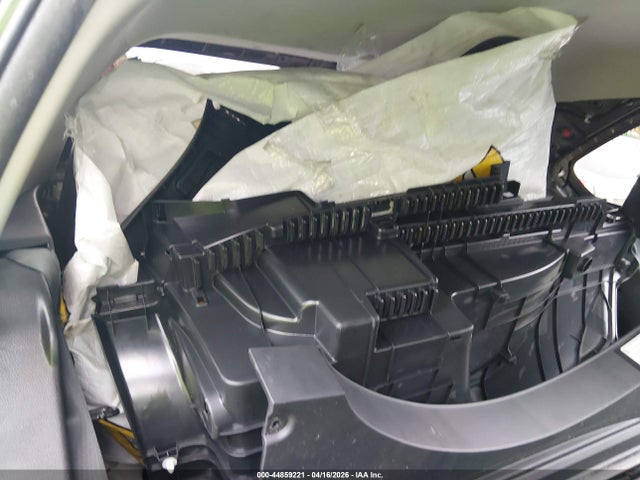 JTMMWRFV7KD519016 Toyota Rav4 Hybrid Le