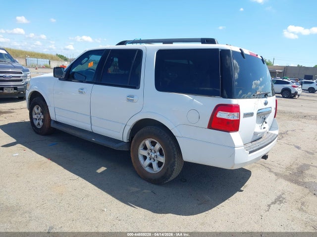 2010 FORD EXPEDITION 1FMJU1G51AEA76407 Photo 2